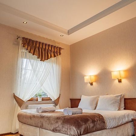 Hotel Dwor Choiny Kazimierówka 외부 사진