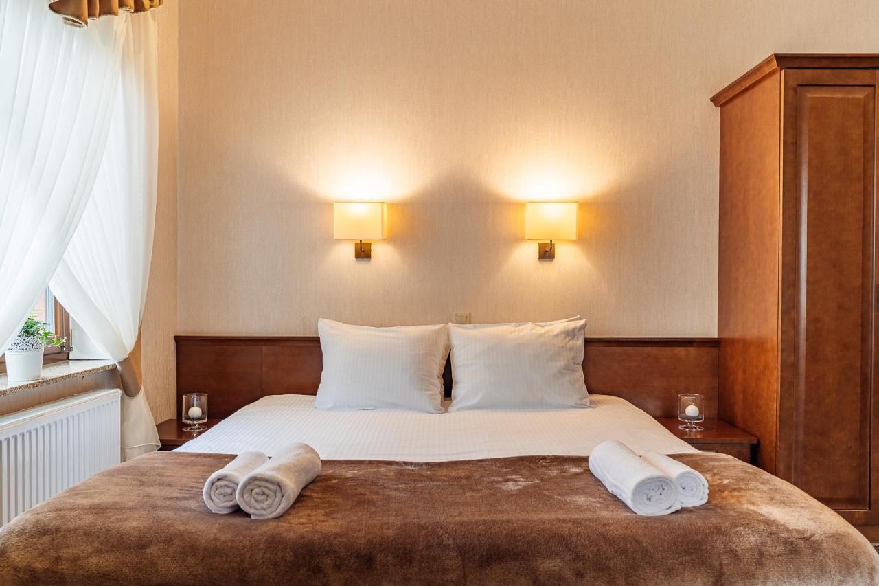 Hotel Dwor Choiny Kazimierówka 외부 사진